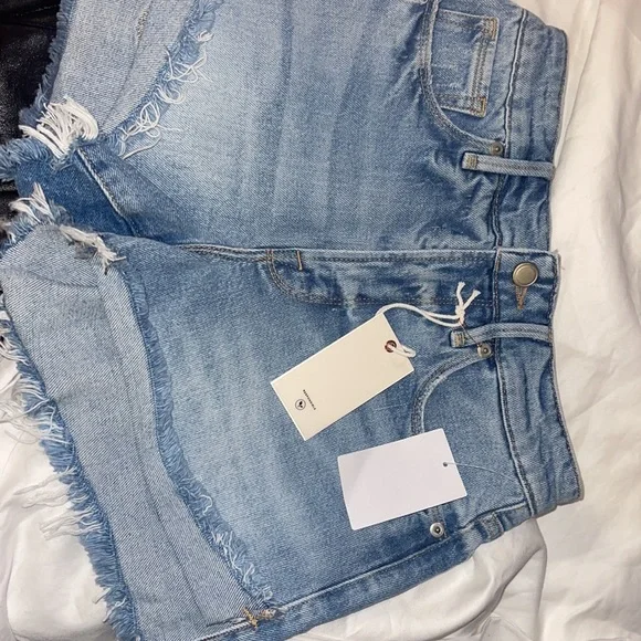 GOOD CURVE DENIM SHORTS - Picture 9 of 11